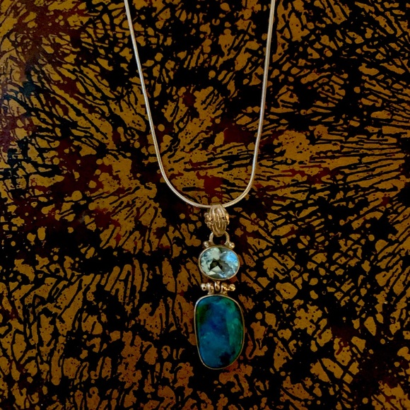 Necklace - Picture 1 of 1